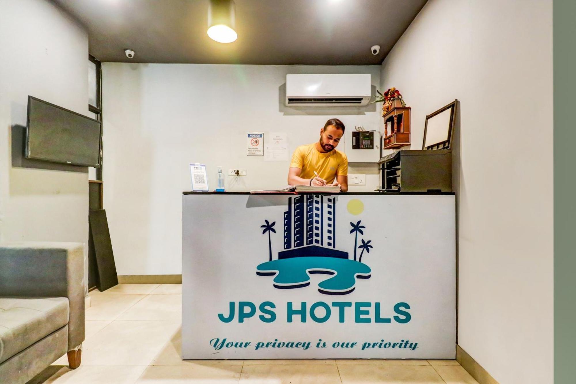 Hotel O Jps Grand Hotel New Delhi Exterior photo