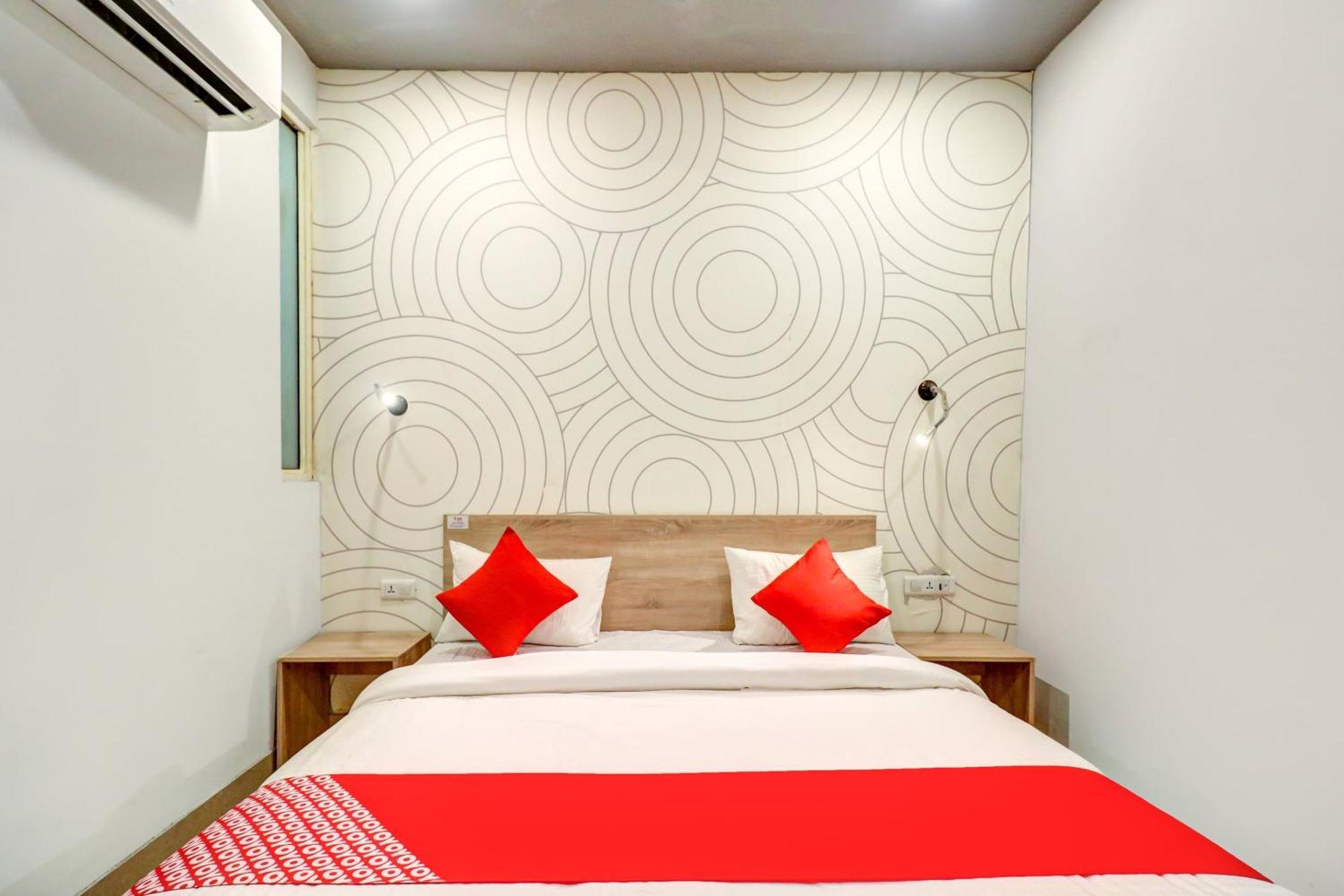 Hotel O Jps Grand Hotel New Delhi Exterior photo