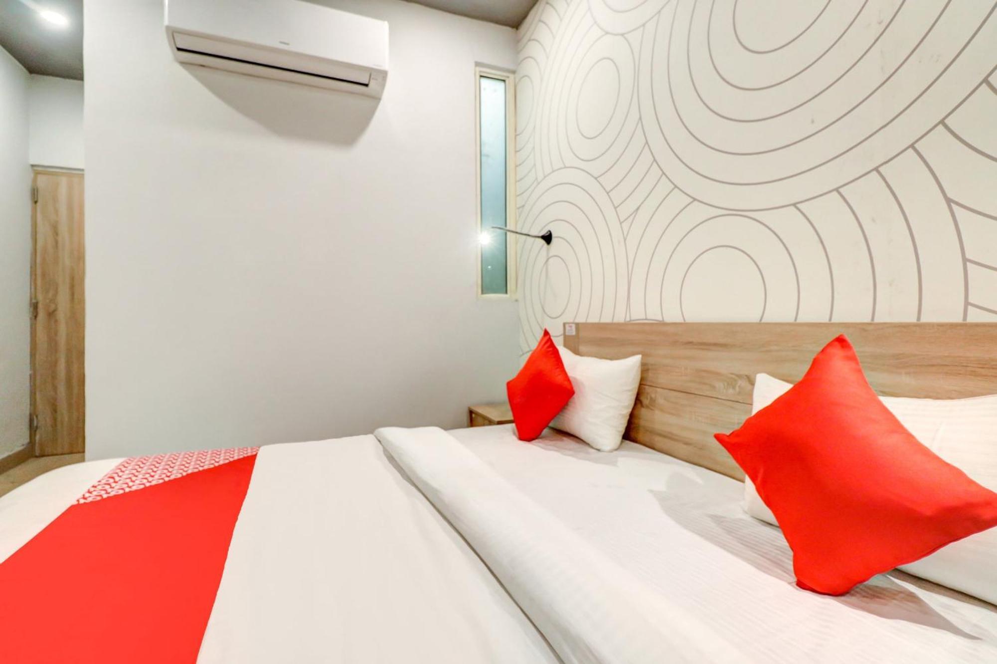 Hotel O Jps Grand Hotel New Delhi Exterior photo