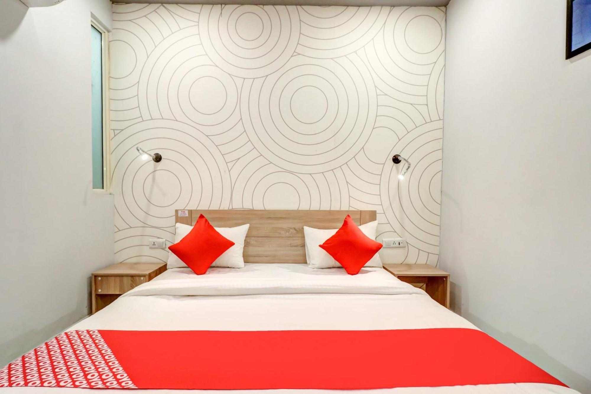 Hotel O Jps Grand Hotel New Delhi Exterior photo